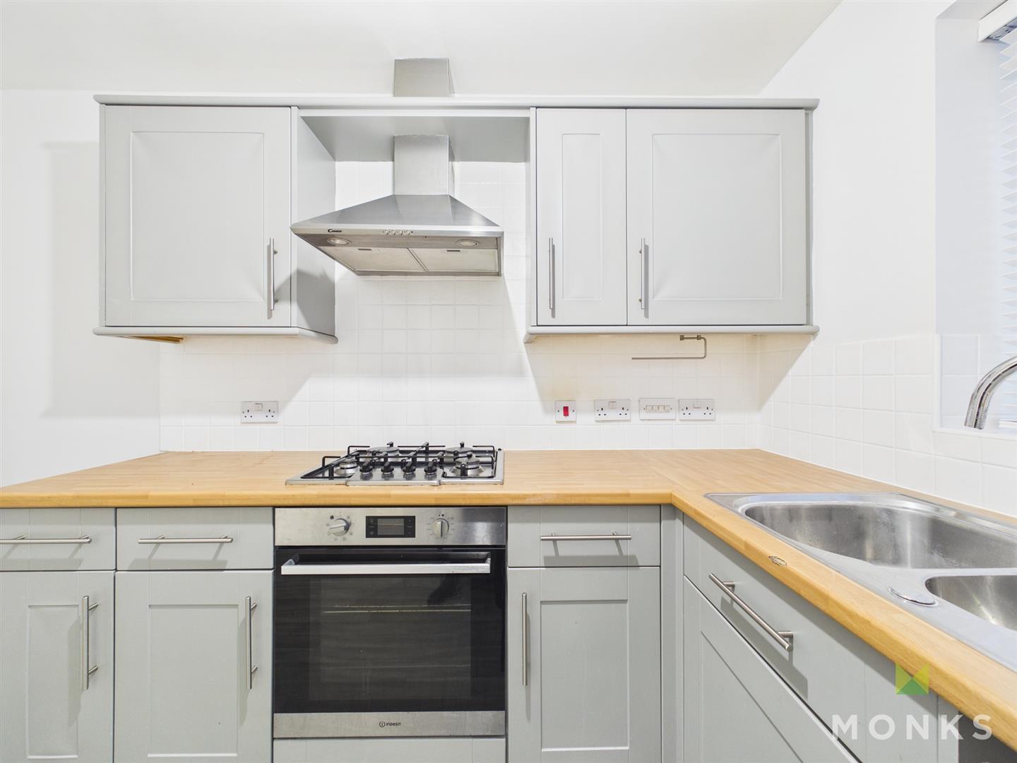 32 Cae Melin Avenue, Oswestry, SY11 2US For Sale